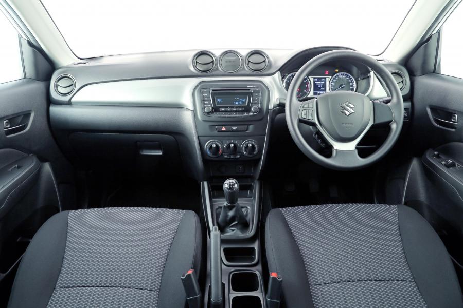  Suzuki Vitara 2015 года  (ZA) (фото 16 из 17)